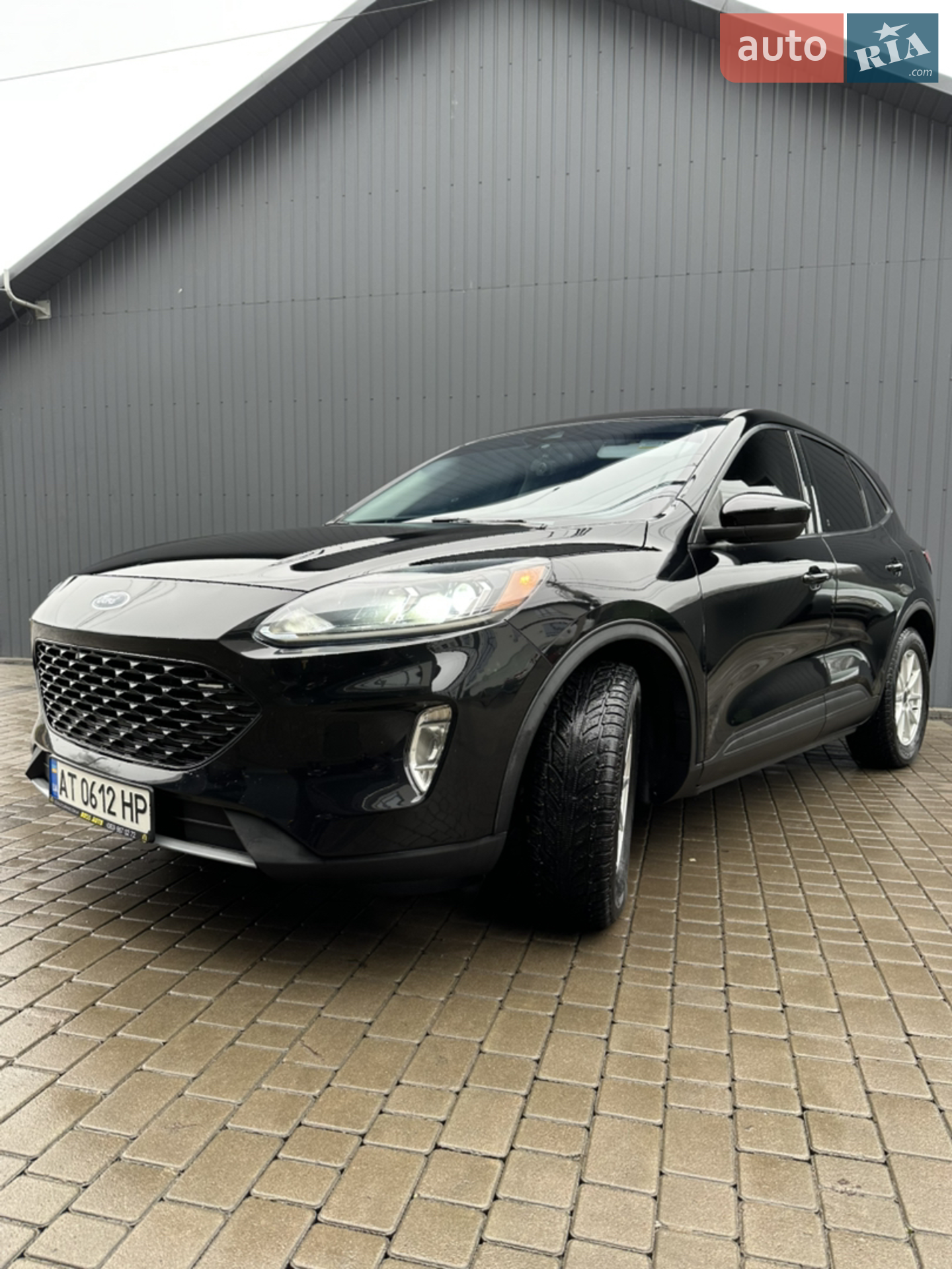 2021 Ford Escape - фото 1