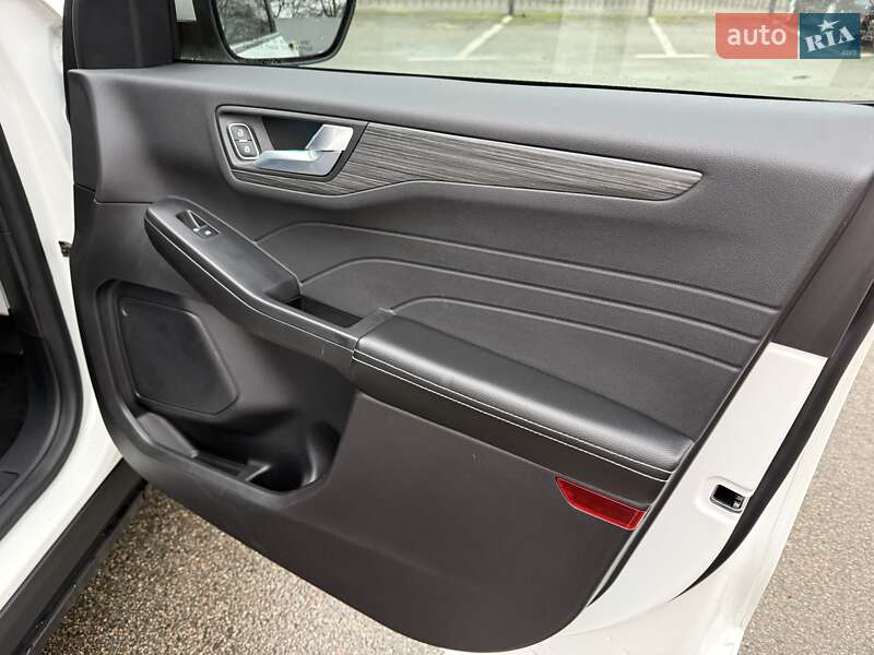 Позашляховик / Кросовер Ford Escape 2023 в Києві