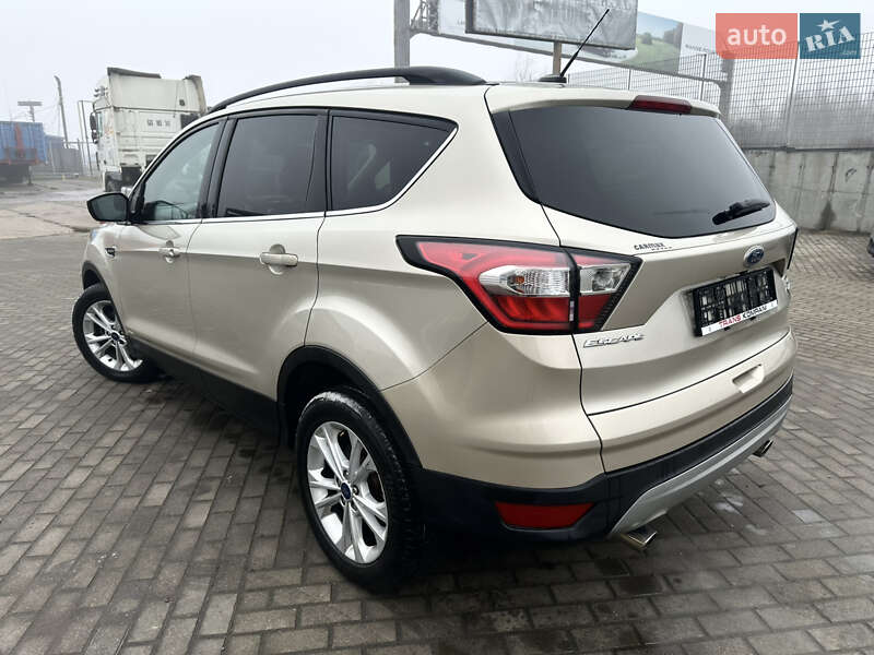 Внедорожник / Кроссовер Ford Escape 2018 в Львове