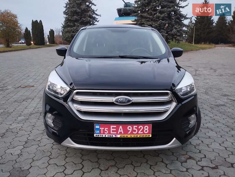 Позашляховик / Кросовер Ford Escape 2017 в Дубні фото 2 Позашляховик / Кросовер Ford Escape 2017 в Дубні