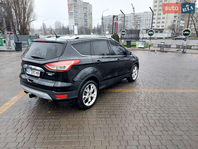 Внедорожник / Кроссовер Ford Escape 2014 в Харькове