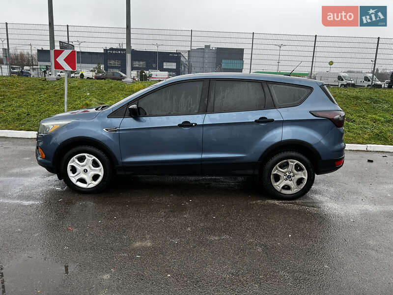 Внедорожник / Кроссовер Ford Escape 2017 в Львове