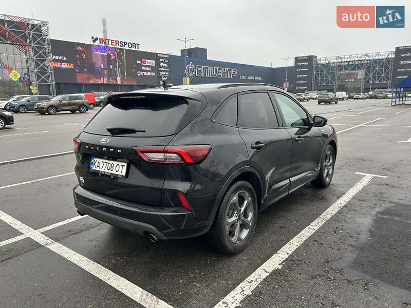 Внедорожник / Кроссовер Ford Escape 2023 в Киеве