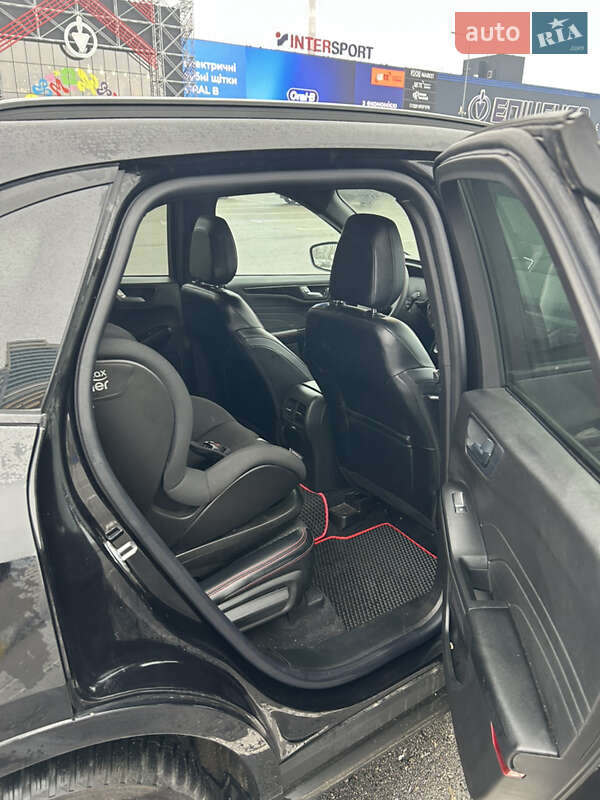 Внедорожник / Кроссовер Ford Escape 2023 в Киеве