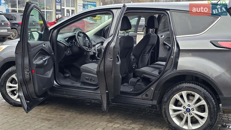 Внедорожник / Кроссовер Ford Escape 2016 в Самборе