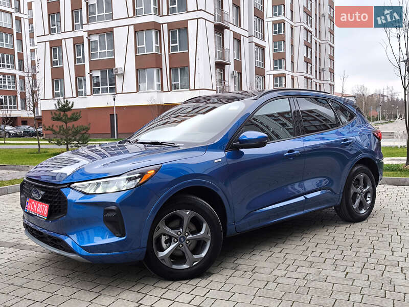 Внедорожник / Кроссовер Ford Escape 2023 в Ивано-Франковске