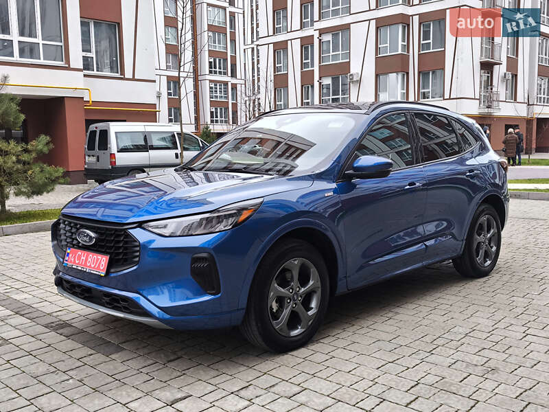 Внедорожник / Кроссовер Ford Escape 2023 в Ивано-Франковске