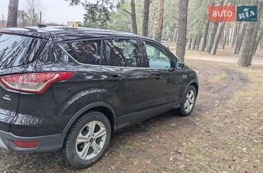 Внедорожник / Кроссовер Ford Escape 2015 в Сумах
