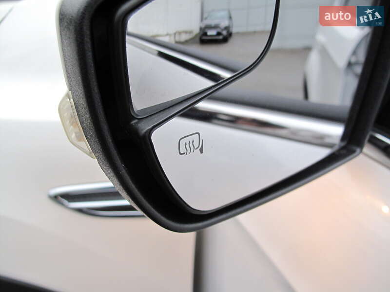 Внедорожник / Кроссовер Ford Escape 2016 в Киеве