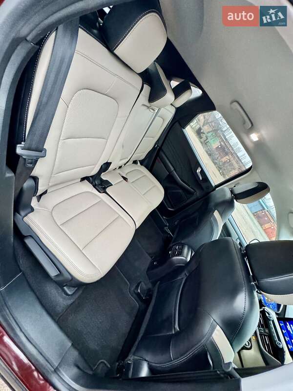 Внедорожник / Кроссовер Ford Escape 2021 в Чернигове