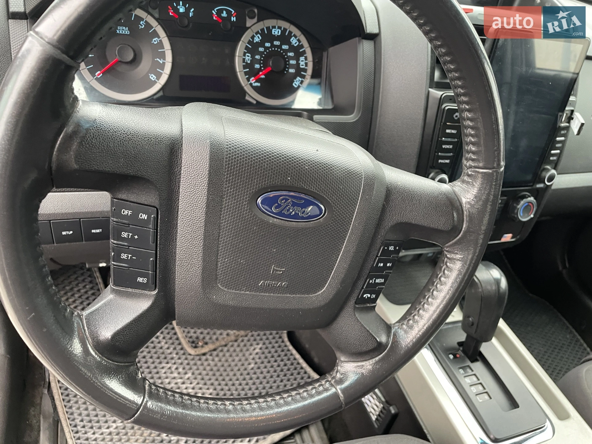 2010 Ford Escape - мініатюра 15