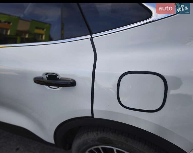 Внедорожник / Кроссовер Ford Escape 2022 в Ивано-Франковске