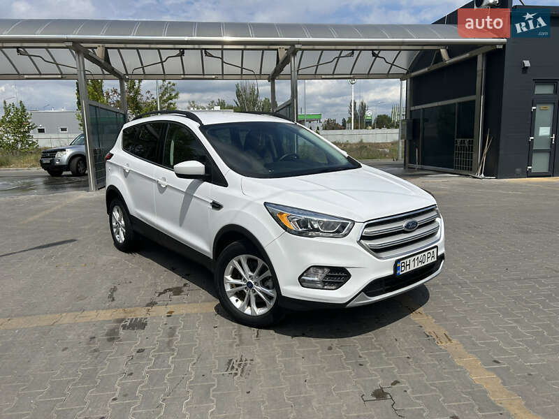 Внедорожник / Кроссовер Ford Escape 2019 в Одессе