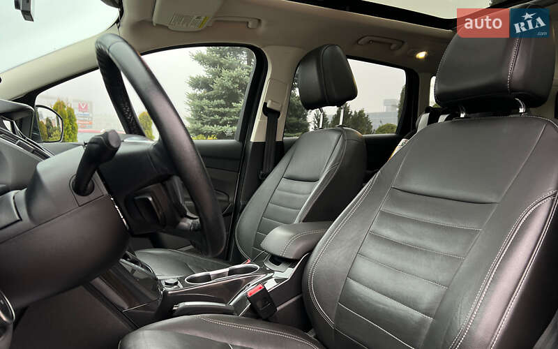Позашляховик / Кросовер Ford Escape 2015 в Львові