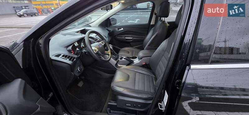 Внедорожник / Кроссовер Ford Escape 2016 в Киеве
