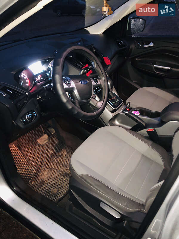 Внедорожник / Кроссовер Ford Escape 2013 в Бердичеве фото 16 Внедорожник / Кроссовер Ford Escape 2013 в Бердичеве