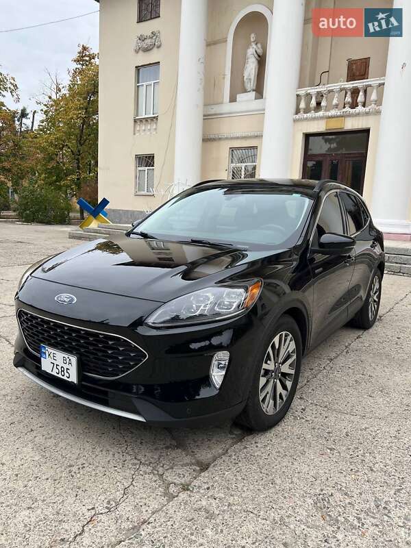 Внедорожник / Кроссовер Ford Escape 2020 в Днепре