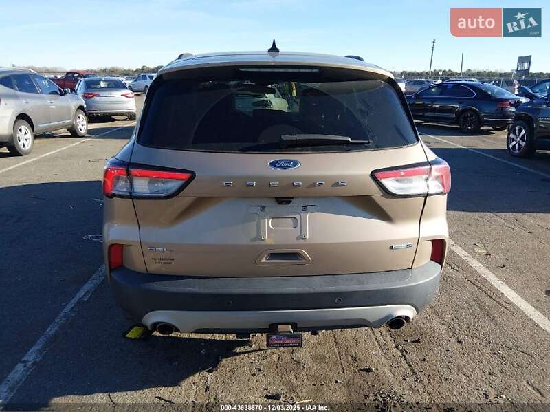 Внедорожник / Кроссовер Ford Escape 2020 в Киеве