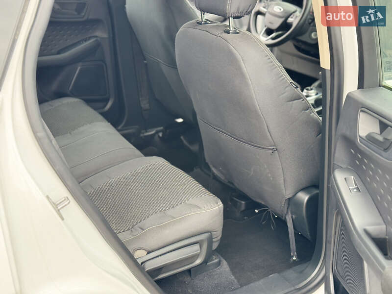 Позашляховик / Кросовер Ford Escape 2019 в Тернополі