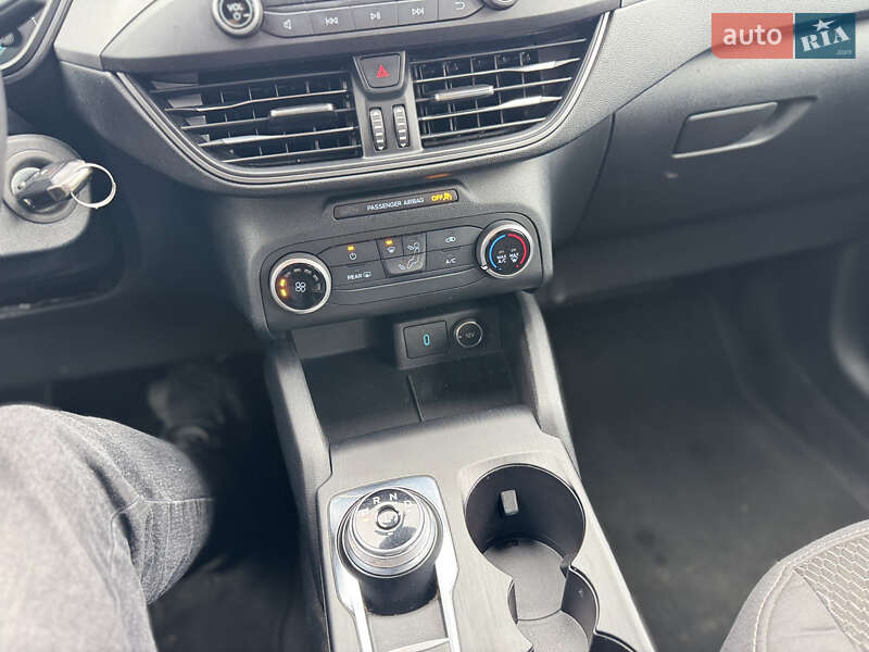 Позашляховик / Кросовер Ford Escape 2019 в Тернополі