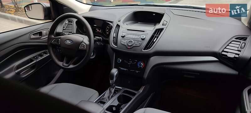 Внедорожник / Кроссовер Ford Escape 2018 в Днепре фото 37 Внедорожник / Кроссовер Ford Escape 2018 в Днепре