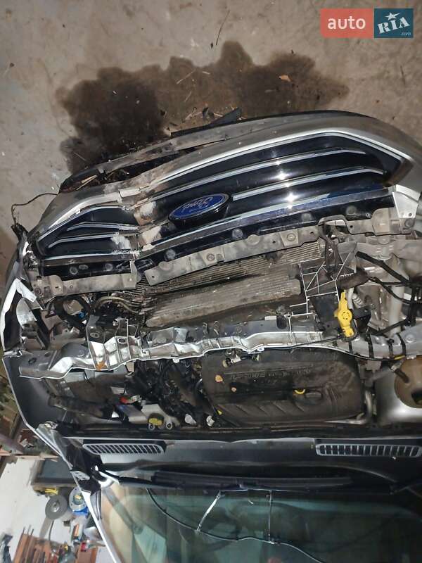 Внедорожник / Кроссовер Ford Escape 2017 в Бердичеве фото 6 Внедорожник / Кроссовер Ford Escape 2017 в Бердичеве