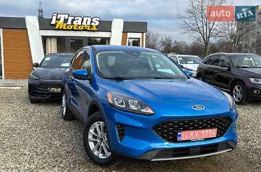 Внедорожник / Кроссовер Ford Escape 2019 в Стрые