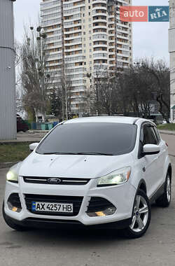 Внедорожник / Кроссовер Ford Escape 2014 в Харькове