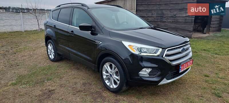 Внедорожник / Кроссовер Ford Escape 2017 в Дубно