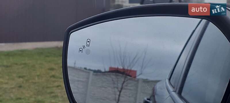 Внедорожник / Кроссовер Ford Escape 2017 в Дубно