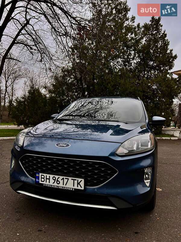 Позашляховик / Кросовер Ford Escape 2020 в Одесі
