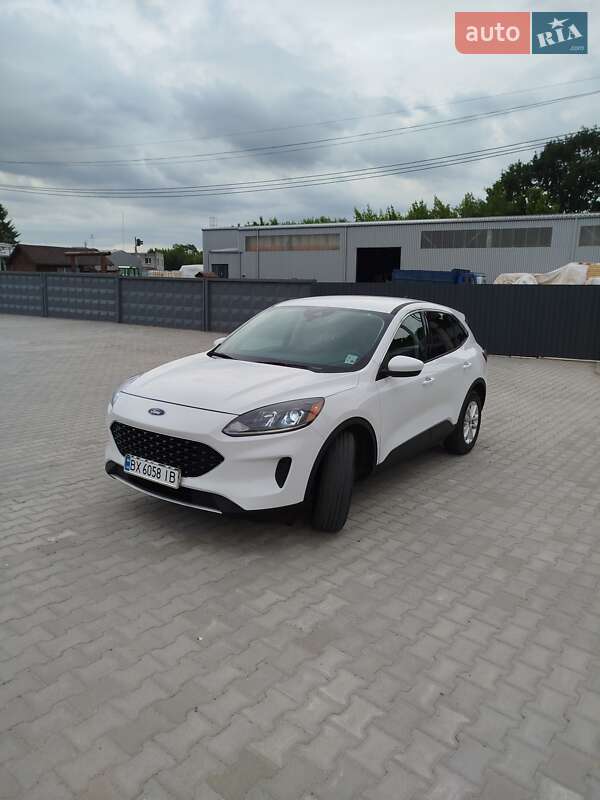 Внедорожник / Кроссовер Ford Escape 2020 в Изяславе