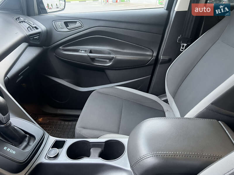Позашляховик / Кросовер Ford Escape 2013 в Києві фото 12 Позашляховик / Кросовер Ford Escape 2013 в Києві