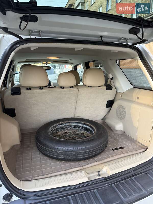 Внедорожник / Кроссовер Ford Escape 2012 в Киеве