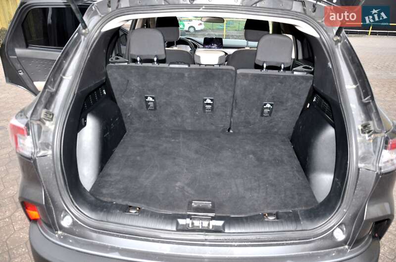 Позашляховик / Кросовер Ford Escape 2020 в Львові фото 24 Позашляховик / Кросовер Ford Escape 2020 в Львові