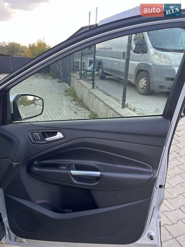 Позашляховик / Кросовер Ford Escape 2018 в Трускавці