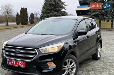 Внедорожник / Кроссовер Ford Escape 2019 в Дубно