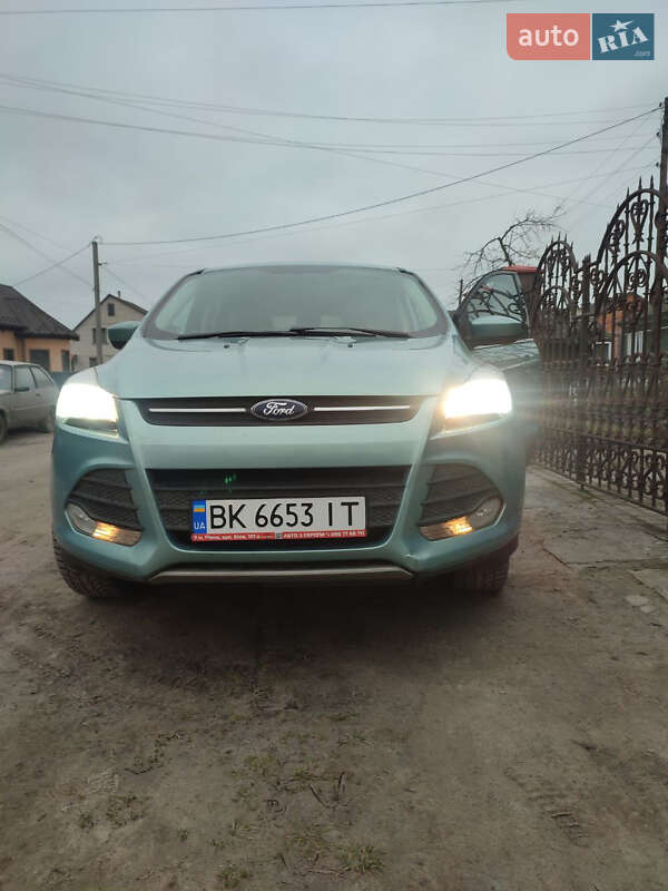Позашляховик / Кросовер Ford Escape 2013 в Дубровиці