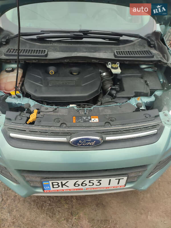 Позашляховик / Кросовер Ford Escape 2013 в Дубровиці