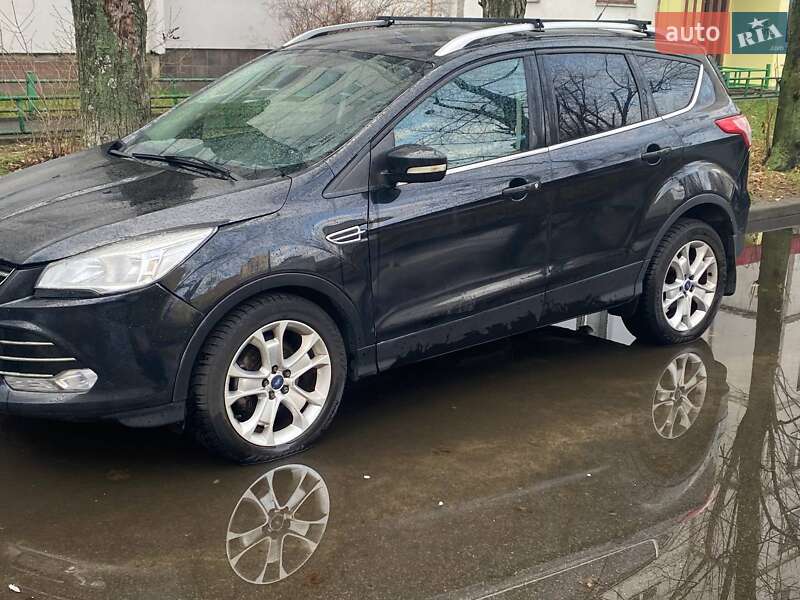 Внедорожник / Кроссовер Ford Escape 2015 в Киеве