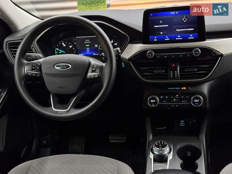 Позашляховик / Кросовер Ford Escape 2021 в Києві