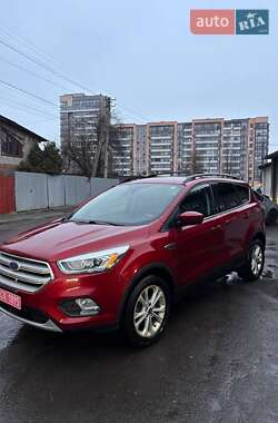 Внедорожник / Кроссовер Ford Escape 2018 в Львове