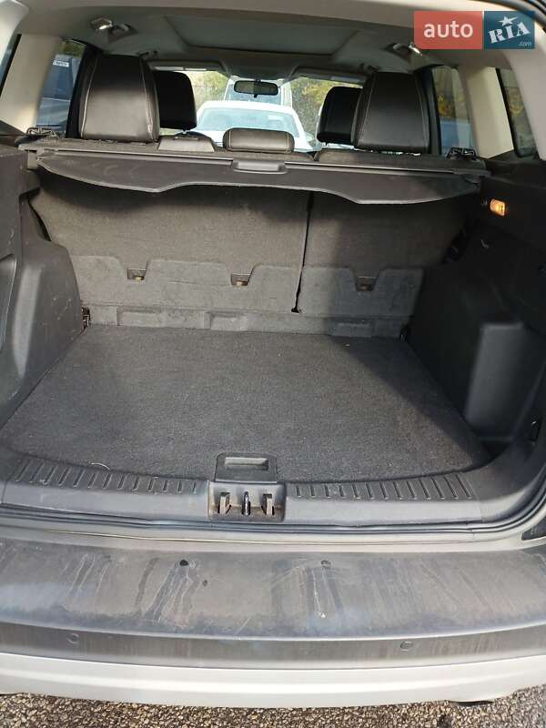 Позашляховик / Кросовер Ford Escape 2017 в Івано-Франківську