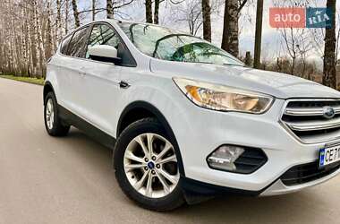 Внедорожник / Кроссовер Ford Escape 2017 в Черновцах