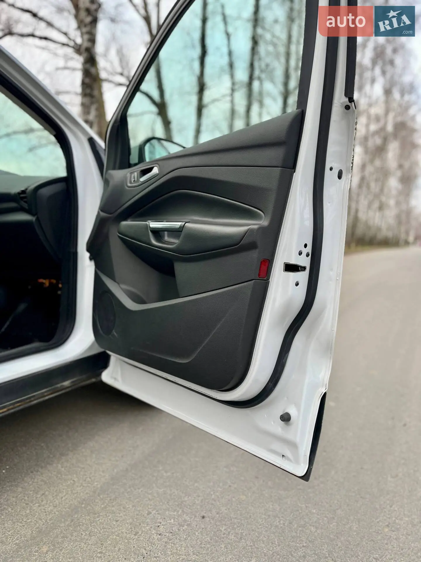 2017 Ford Escape - мініатюра 28