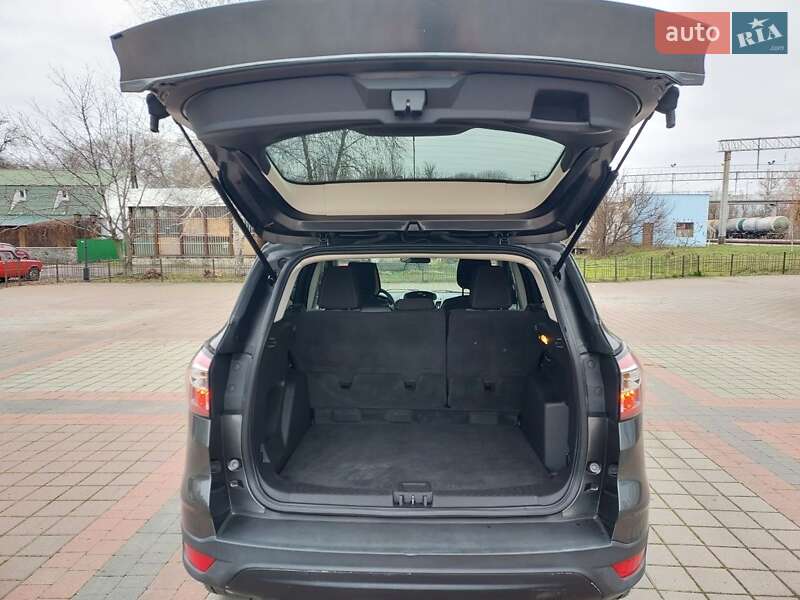 Внедорожник / Кроссовер Ford Escape 2017 в Карловке фото 13 Внедорожник / Кроссовер Ford Escape 2017 в Карловке