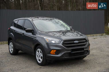 Позашляховик / Кросовер Ford Escape 2017 в Білій Церкві