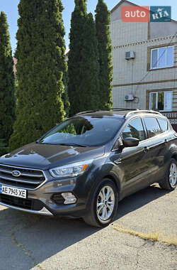 Позашляховик / Кросовер Ford Escape 2018 в Дніпрі