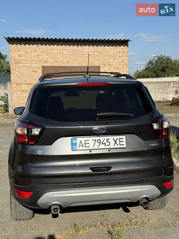 Позашляховик / Кросовер Ford Escape 2018 в Дніпрі