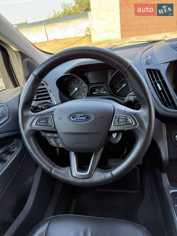 Позашляховик / Кросовер Ford Escape 2018 в Дніпрі